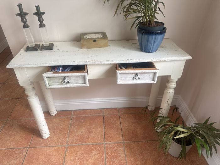 Console table