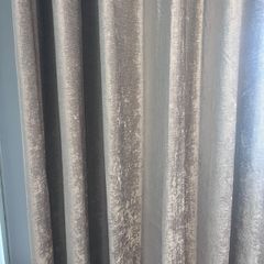 curtains and curtain pole