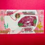 Madagascar  5000 Ariary  2017. Pick 102.  ( Uncirculated ) Image 2