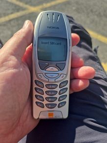 Nokia 6310i