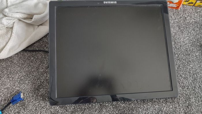 Monitor Samsung SyncMaster 971p