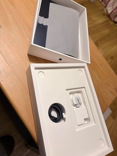 Apple MacBook Air M2 16gb