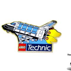 LEGO Vintage Lego Technic Space Shuttle With Electric Lights On The Front Rare Item Hard To Find Lego Vintage Lego Technic Space Shuttle With Electric Lights On The Front Rare And Hard To Find From The Lego Group