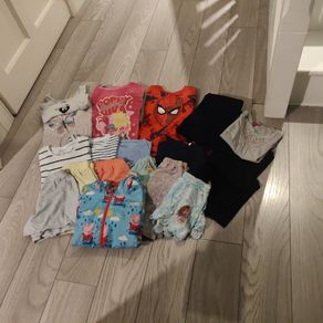 Kids clothes bundle (122-152)