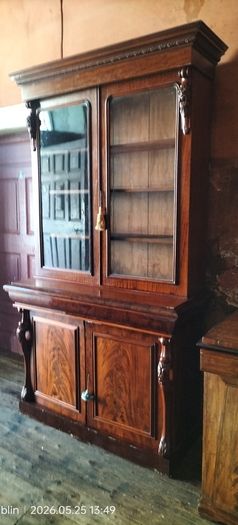 Victorian mahogany antique Bookcase