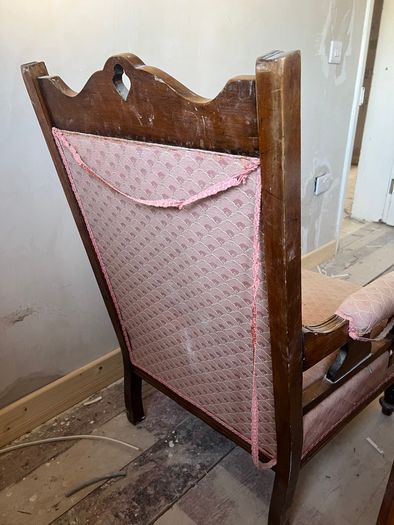 Free solid wood armchair