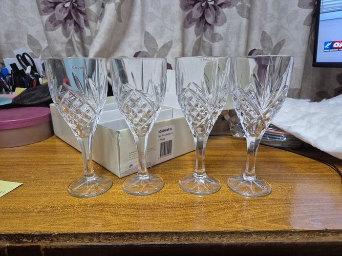 Galway Crystal Tralee Vintage Wine Goblets Set of 4