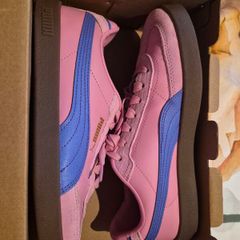 Puma  ladies/kids pink suede trainers