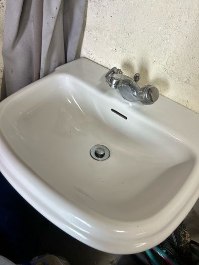 roca sink