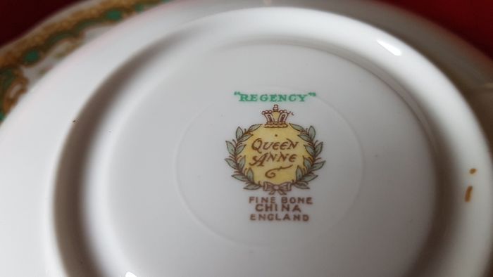 For Collectors Antique Queen Anne Regency Green Fine Bone China Gold Gilt Cabinet Tea Set Trio Made In England
