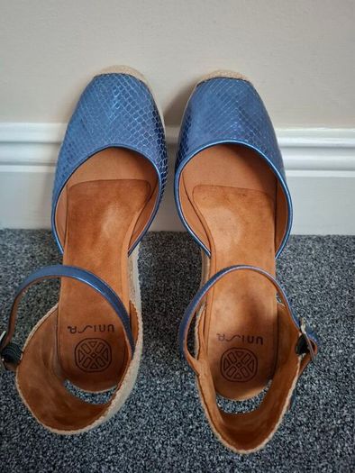 Unisa Espadrilles