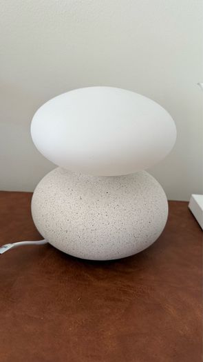 White Table Lamps