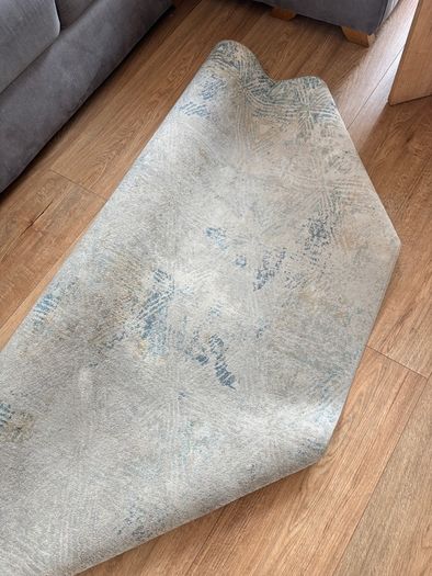 Kukoon large rug