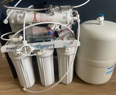 Reverse osmosis water filter