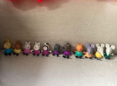 Peppa pig characters and suitcase