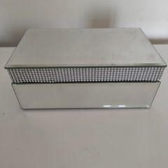 Jewellery box