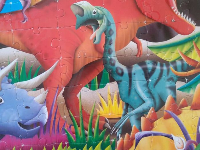 Large Glow in the Dark Dinos Jigsaw 100 Pieces