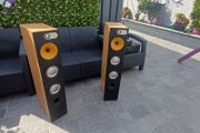 Bowers and Wilkins Flagship Model 683 floorstanding loudspeaker stunning quality 200W beasts