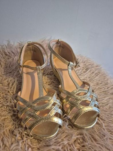 NEXT_Occasion Kids Wedge Sandals in Gold, size 3