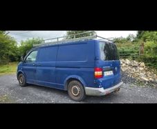 VW Transporter 2005 , 2.5 Tdi 6 Speed, Starts But Needs Repair