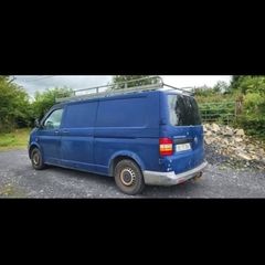 VW Transporter 2005 , 2.5 Tdi 6 Speed, Starts But Needs Repair