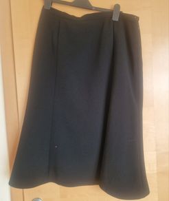 Black skirt size 18