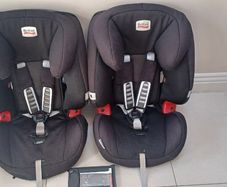 3 Car Seats Maxi-Cosi and Britax