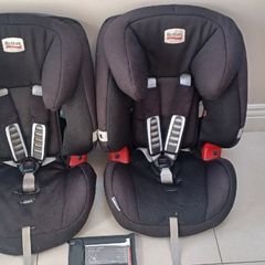 3 Car Seats Maxi-Cosi and Britax