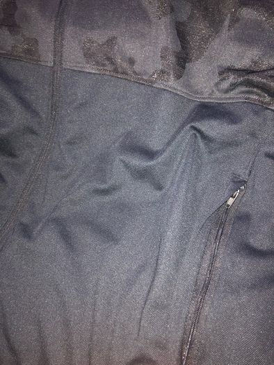Under Armour Jacket top size XL brand new