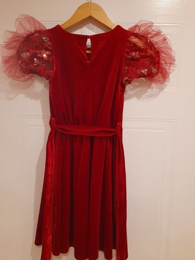 girls dress