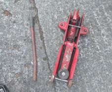 car jack