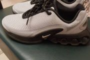 Nike size 4 perfect immaculate were 120