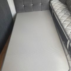 Two matching Single Divan bed and headboard / 2 single mattress