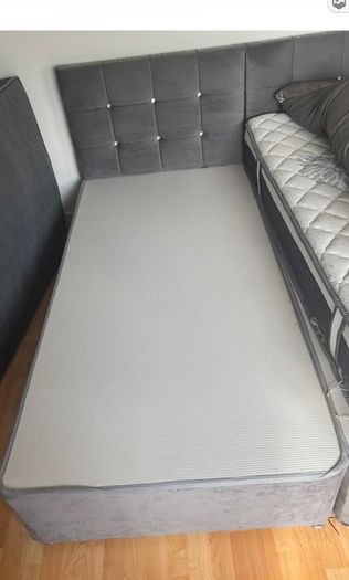 Two matching Single Divan bed and headboard / 2 single mattress