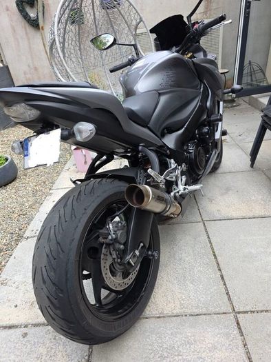 Suzuki gsxs1000f
