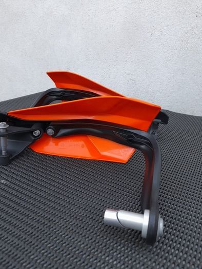 KTM 690 SMCR Handguards
