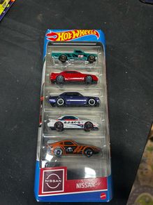 Nissan 5 Pack Hot Wheels