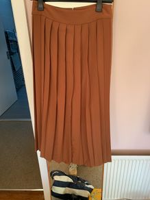 Long selected femme pleated skirt
