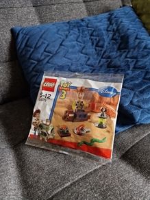 LEGO 30072 Woody's Camp Out - Toy Story 3 (free shipping)