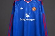 Man united long sleeve Jersey
