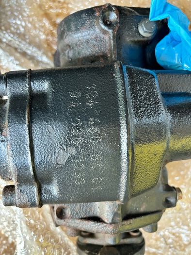 Mercedes steering box w124/r129