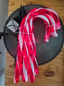 BNWB Festive candy cane stake lights