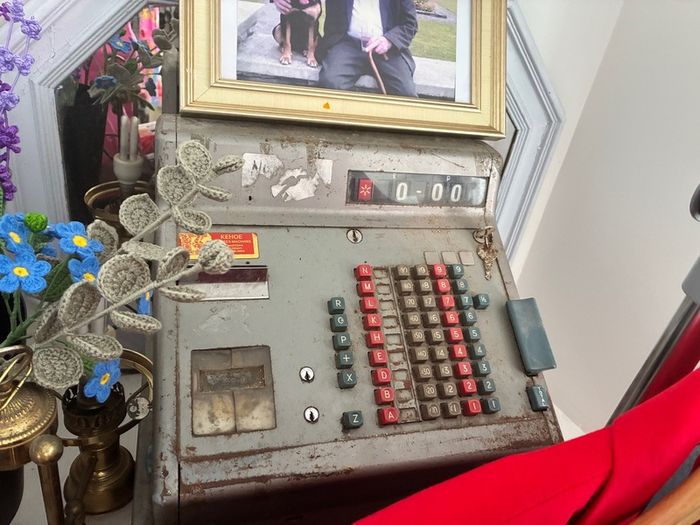 vintage cash register