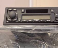Car radio, as new