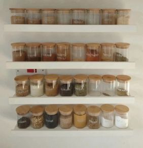 19 glass jars with sealing bamboo lid