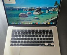 Macbook Air 15 inch M3 16GB RAM 256GB Starlight