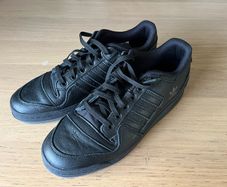 Adidas UK10.5
