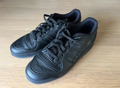 Adidas UK10.5
