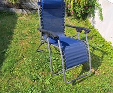 sun lounger