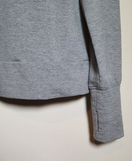 wilson golf  jumper size large grey in great condition